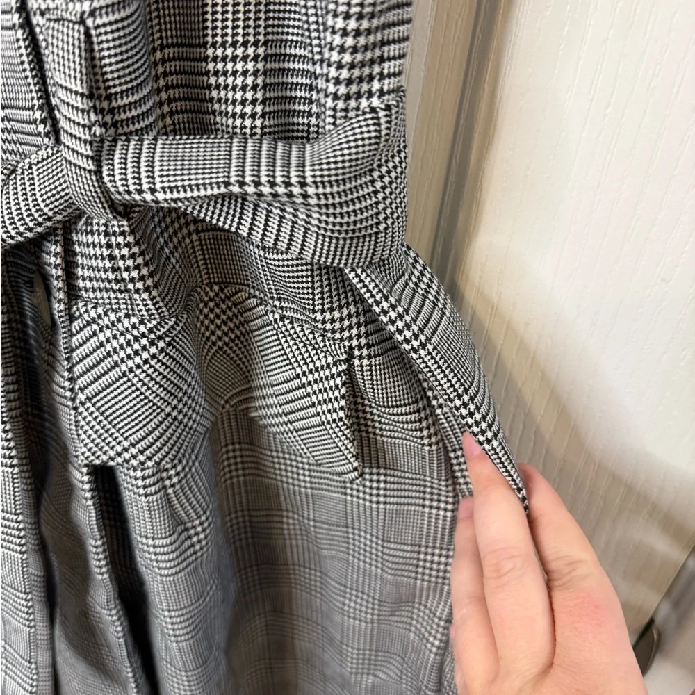 Vintage Plaid Sleeveless Dress with Belt - Picture 4 of 5